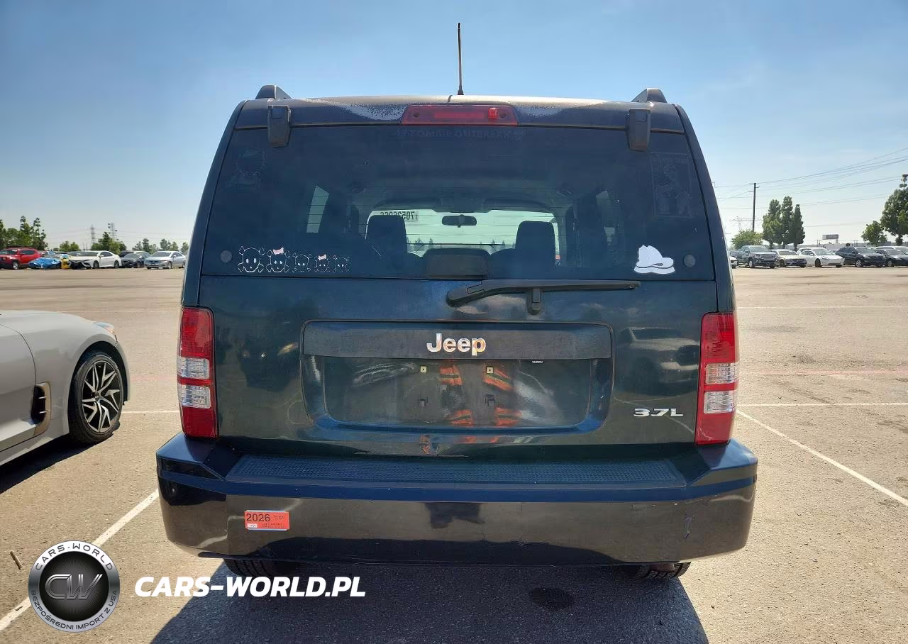 2008 Jeep Liberty Sport VIN:1J8GP28K88W236277 - 6