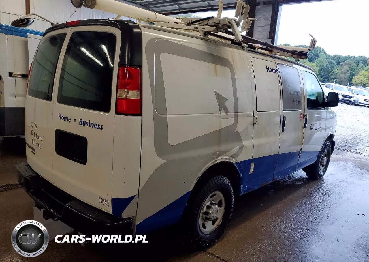 2013 Chevrolet Express G2500 VIN:1GCWGFCA5D1142972 - 3