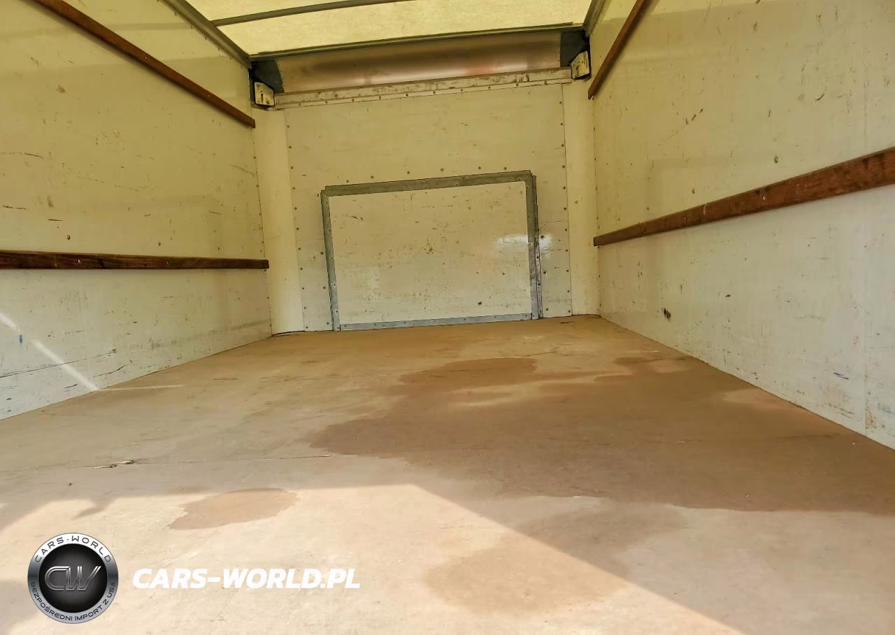 2021 Ford Econoline - Box Truck VIN:1FDWE3FN2MDC22761 - 10