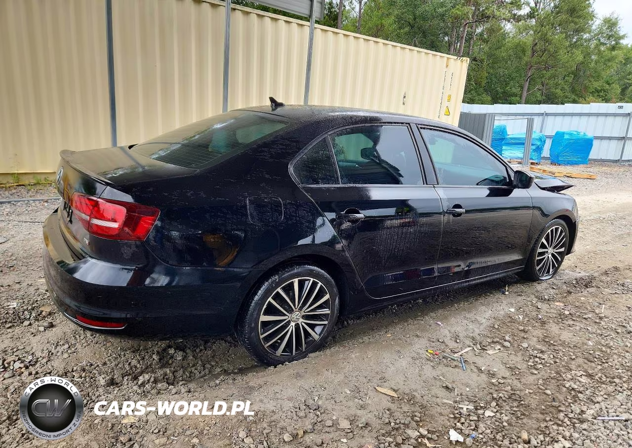 2016 Volkswagen Jetta Sport VIN:3VWD17AJ5GM405192 - 3