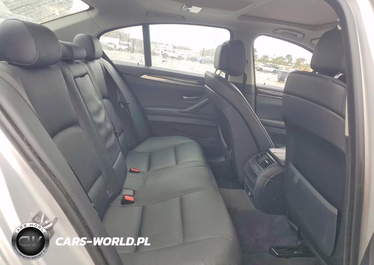 2011 BMW 5 Series VIN:WBAFR1C53BC741027 - 10