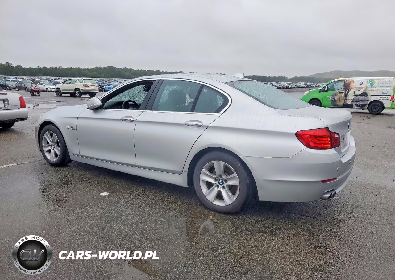 2011 BMW 5 Series VIN:WBAFR1C53BC741027 - 2