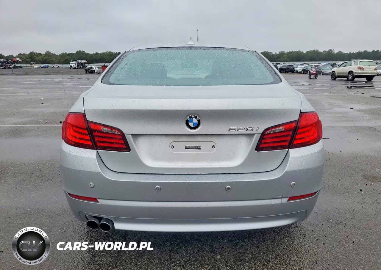 2011 BMW 5 Series VIN:WBAFR1C53BC741027 - 6