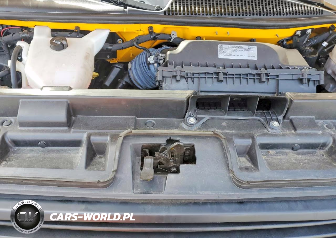 2022 GMC Savana Cut - Box Truck VIN:7GZ37TC79NN001504 - 12