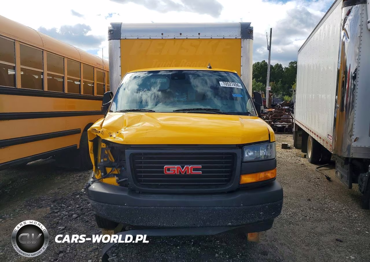 2022 GMC Savana Cut - Box Truck VIN:7GZ37TC79NN001504 - 5