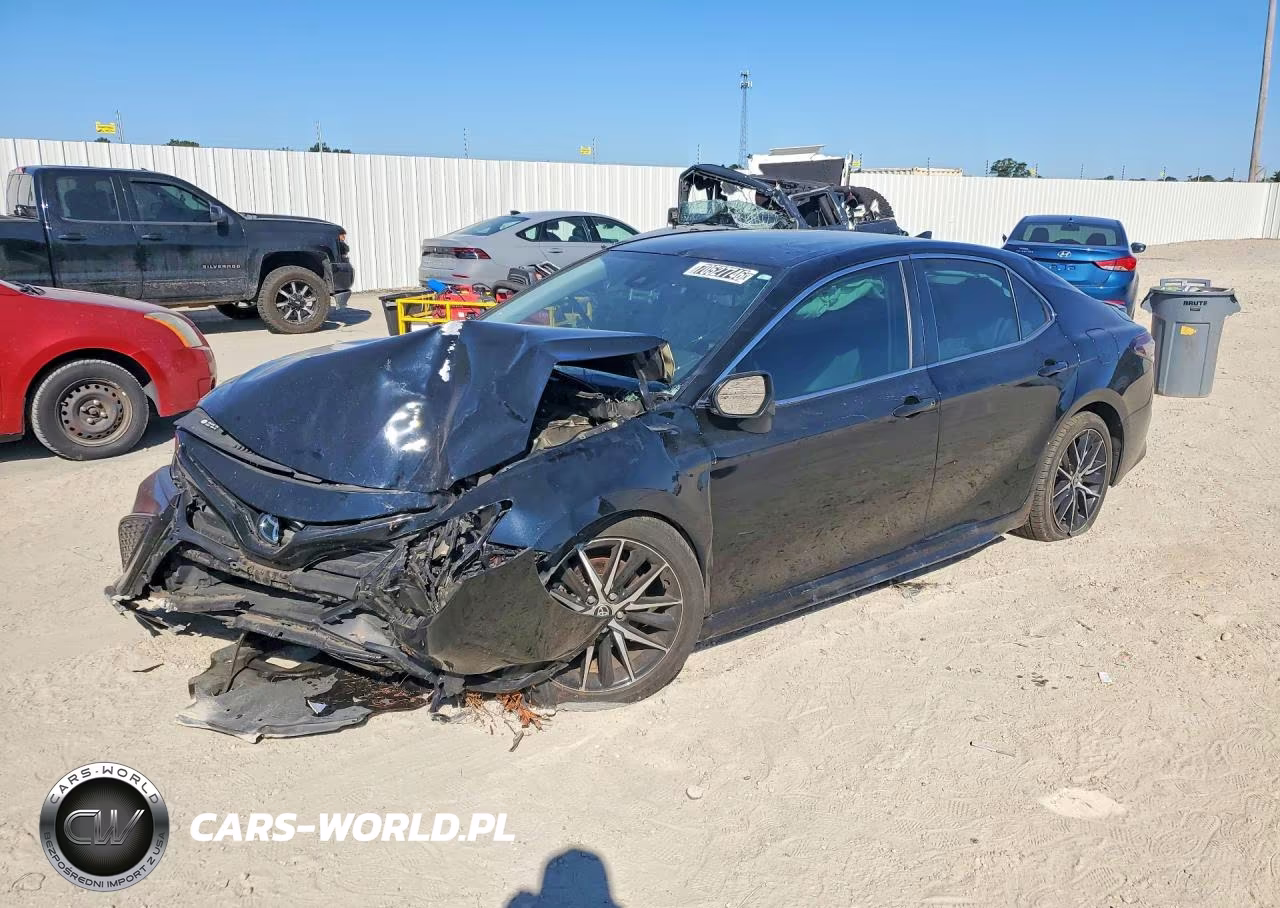2022 Toyota Camry Se