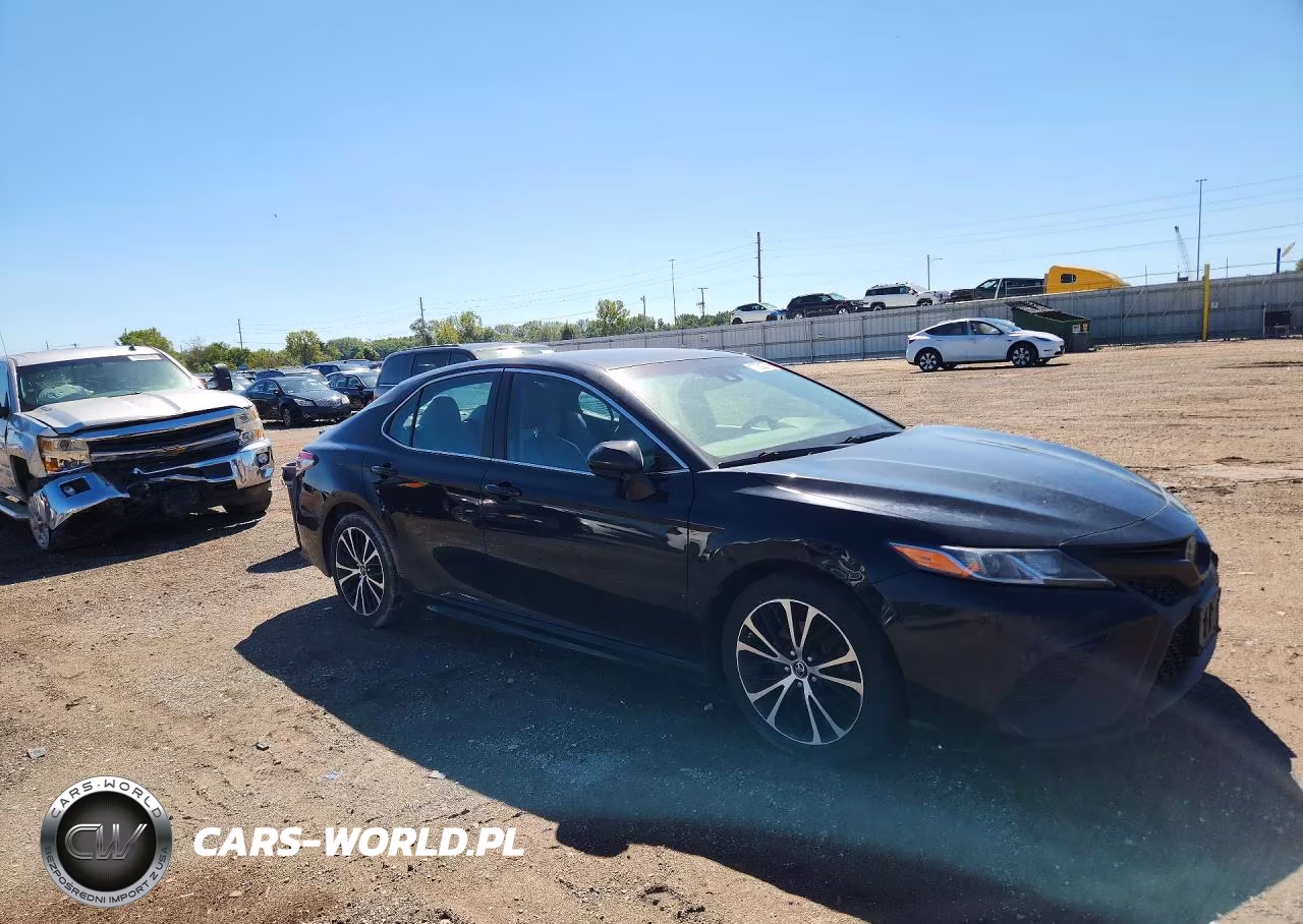2018 Toyota Camry Se VIN:4T1B11HK2JU529781 - 4