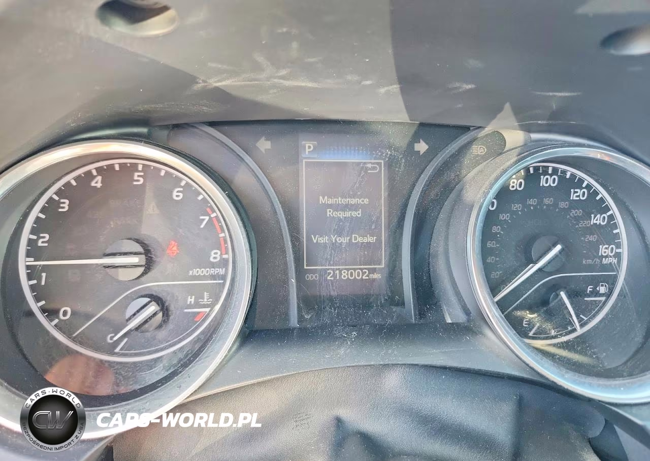 2018 Toyota Camry Se VIN:4T1B11HK2JU529781 - 9