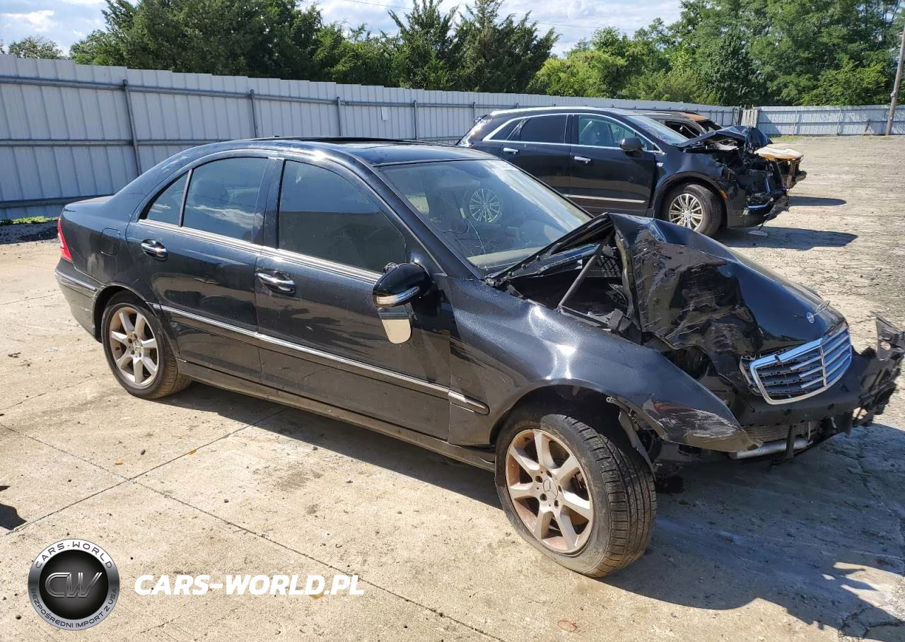 2007 Mercedes-Benz C 280 4Matic 280 4Matic VIN:WDBRF92H37F925911 - 4