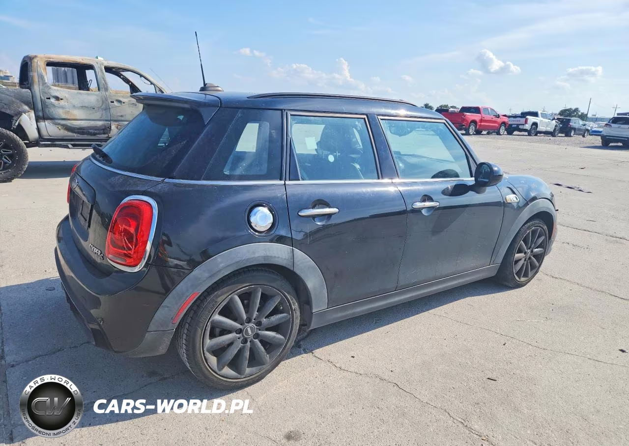 2015 Mini Cooper S VIN:WMWXU3C58F2B66596 - 3