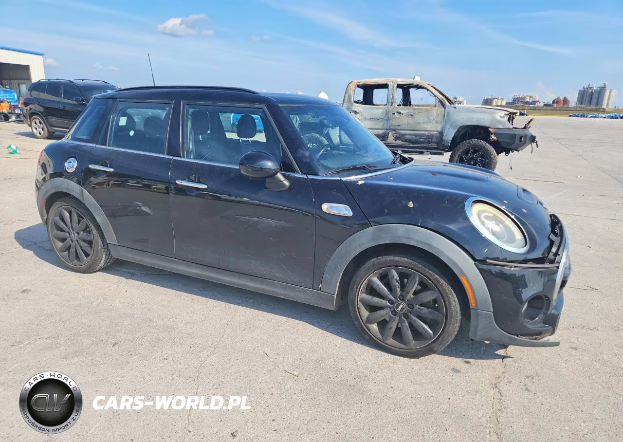2015 Mini Cooper S VIN:WMWXU3C58F2B66596 - 4