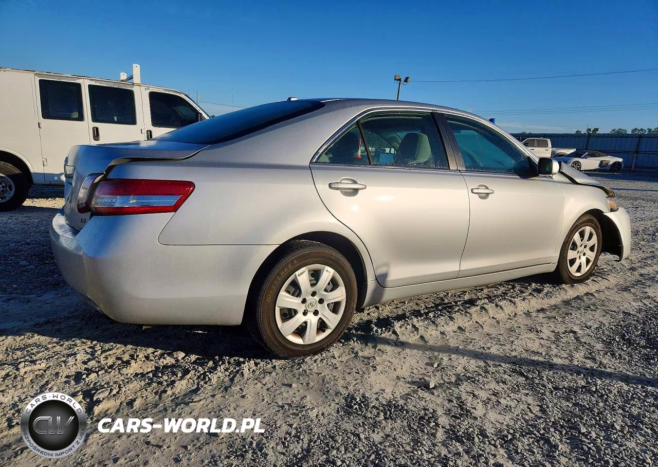 2011 Toyota Camry Le VIN:4T1BF3EK4BU211048 - 3