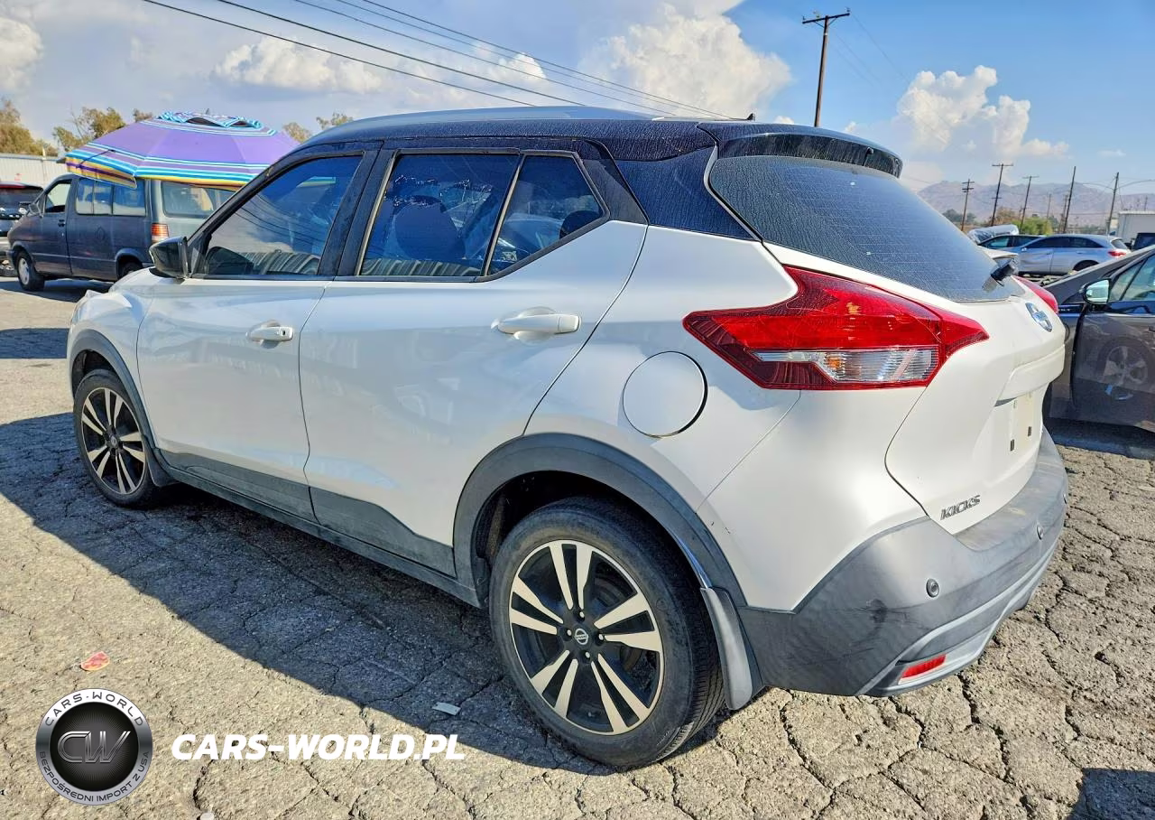 2020 Nissan Kicks Sv VIN:3N1CP5CV0LL502854 - 2
