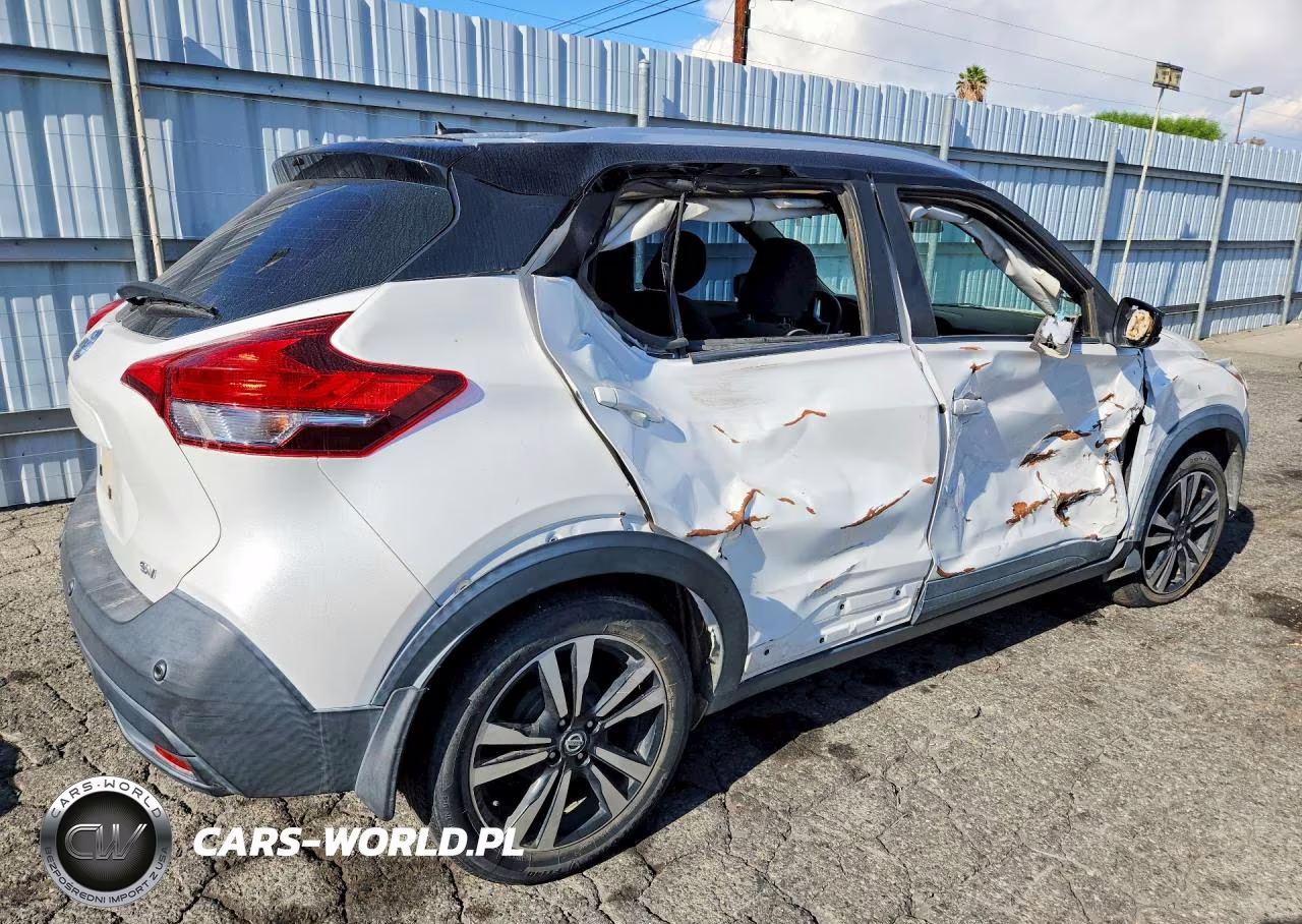 2020 Nissan Kicks Sv VIN:3N1CP5CV0LL502854 - 3