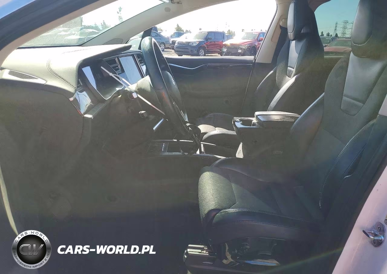2016 Tesla Model X VIN:5YJXCDE24GF026166 - 7