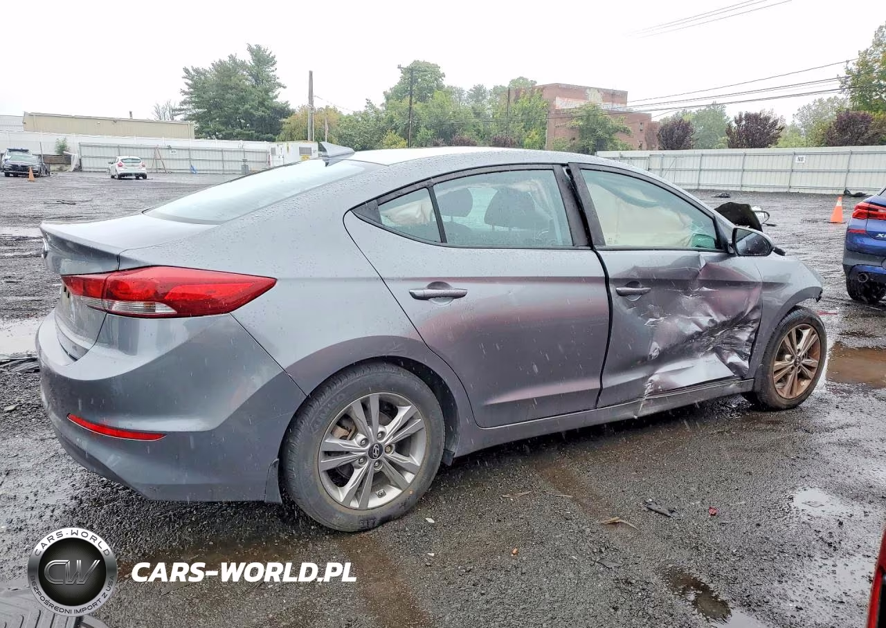 2018 Hyundai Elantra Sel VIN:KMHD84LF3JU560277 - 3