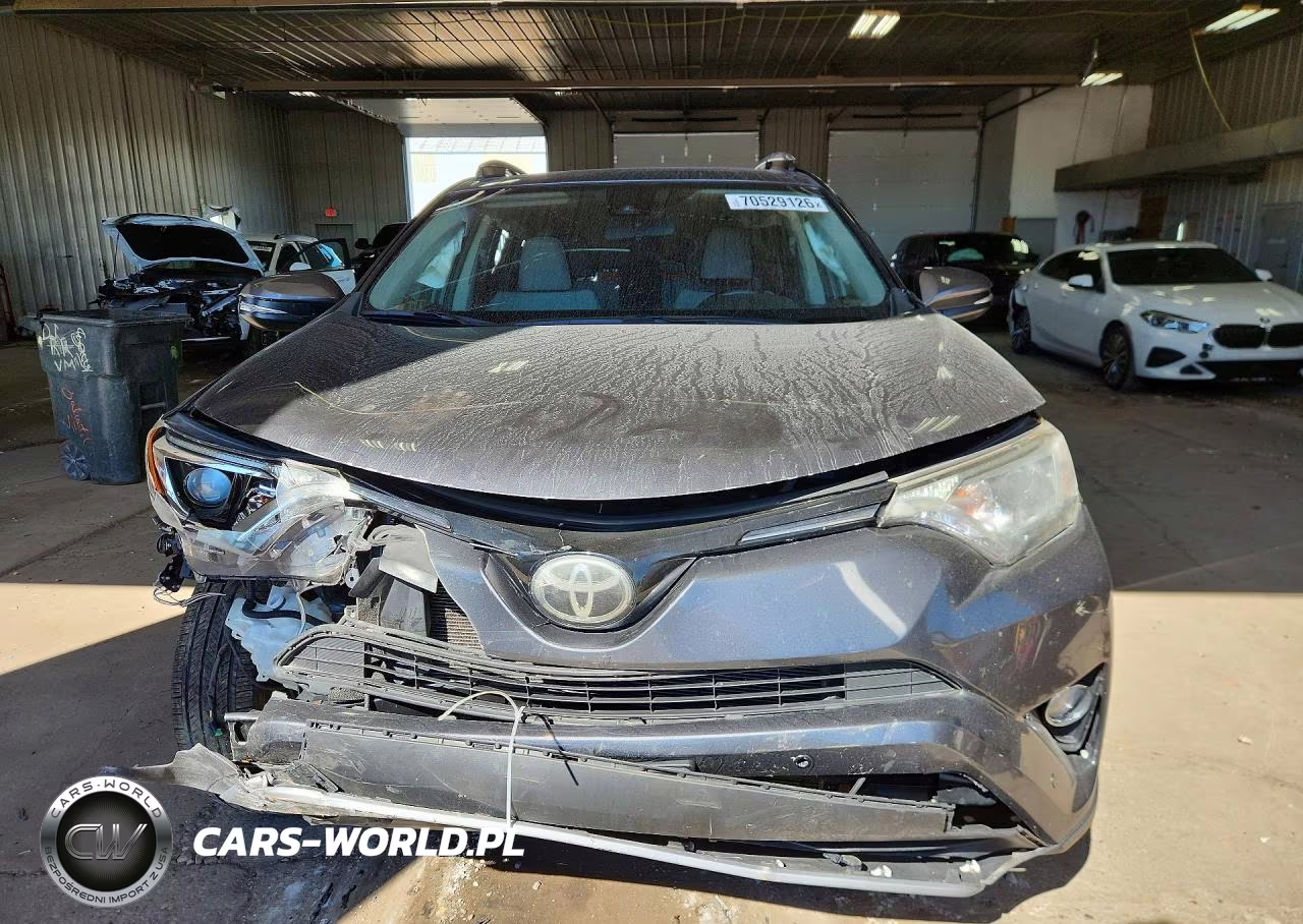 2018 Toyota Rav4 Xle VIN:JTMRFREV9JD227776 - 5