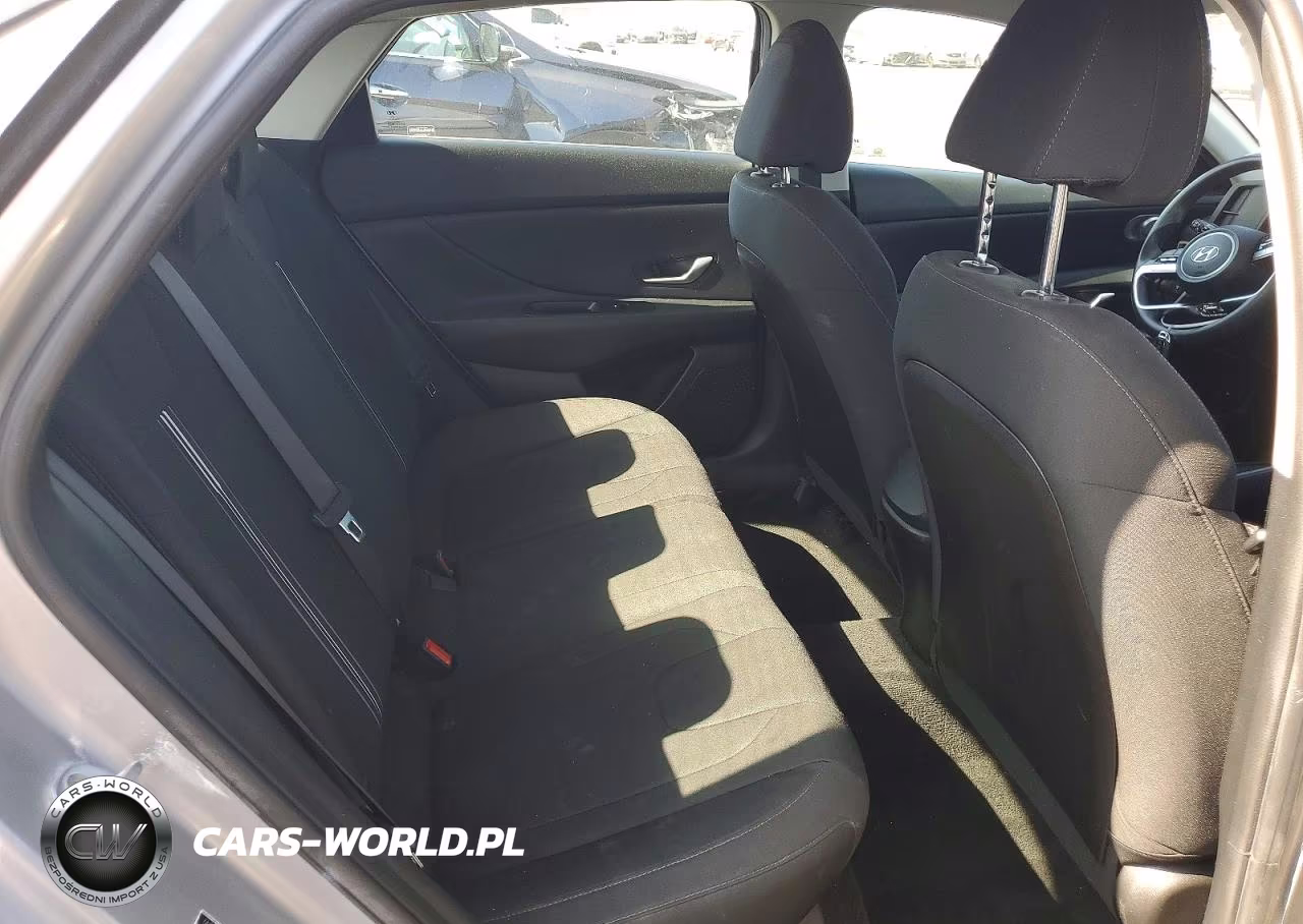 2021 Hyundai Elantra Sel VIN:5NPLM4AG2MH030050 - 10