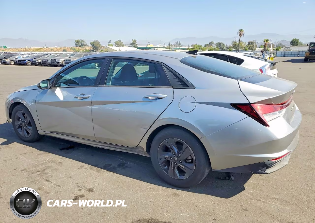 2021 Hyundai Elantra Sel VIN:5NPLM4AG2MH030050 - 2