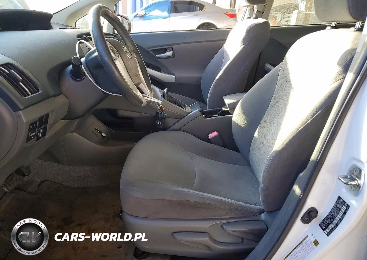 2011 Toyota Prius Two VIN:JTDKN3DU1B0297730 - 7