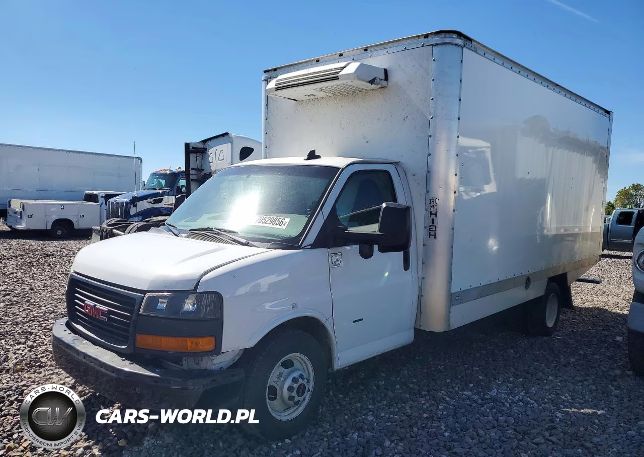2023 GMC Savana Refrigerated Box Truck