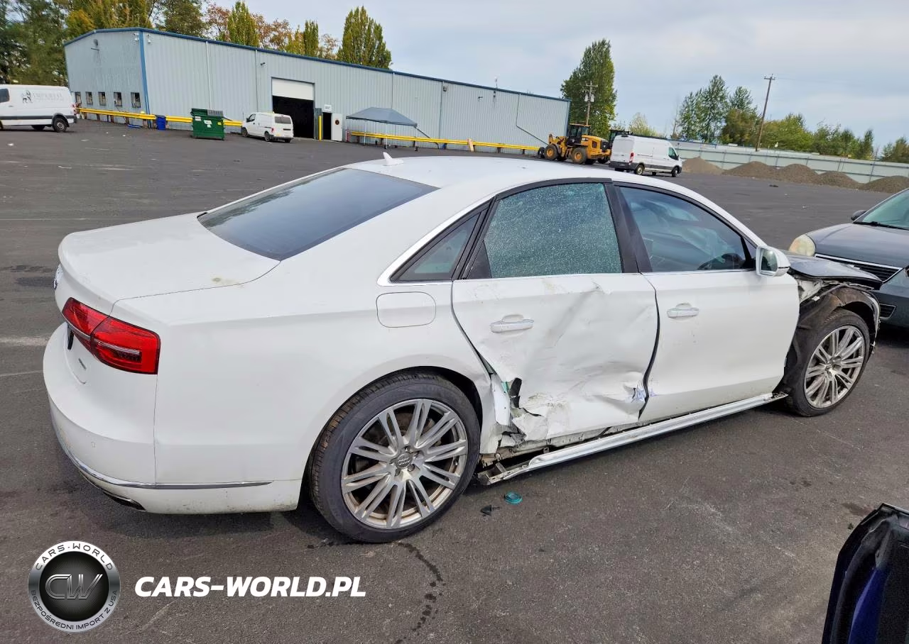 2015 Audi A8 Quattro VIN:WAUJGAFD8FN019937 - 3