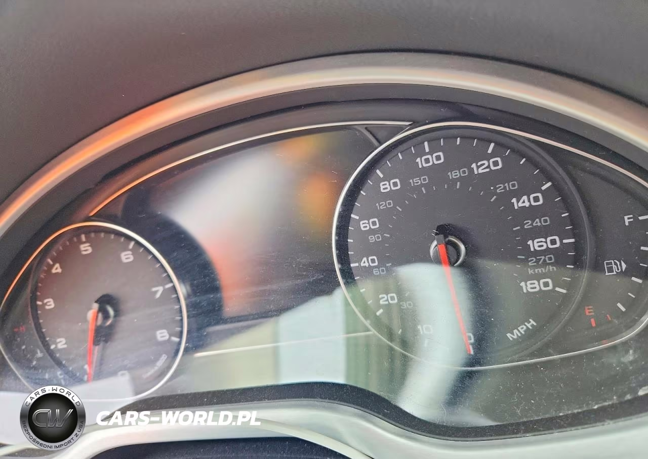 2015 Audi A8 Quattro VIN:WAUJGAFD8FN019937 - 9