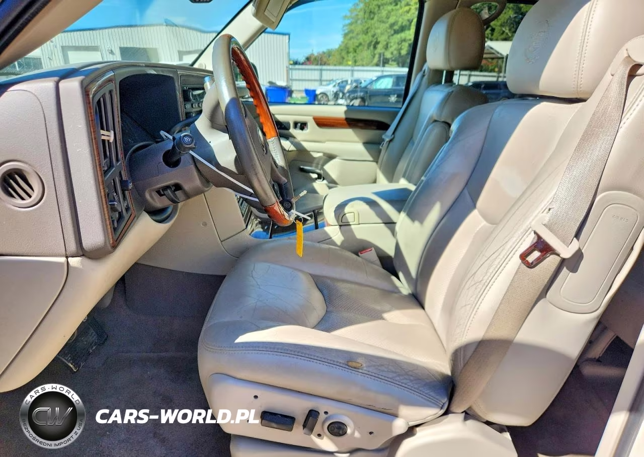 2004 Cadillac Escalade Luxury VIN:1GYEK63N34R272404 - 7