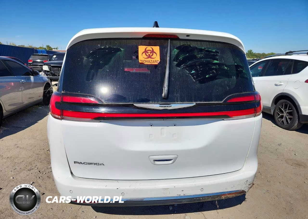2024 Chrysler Pacifica Touring L VIN:2C4RC1BG2RR107004 - 6
