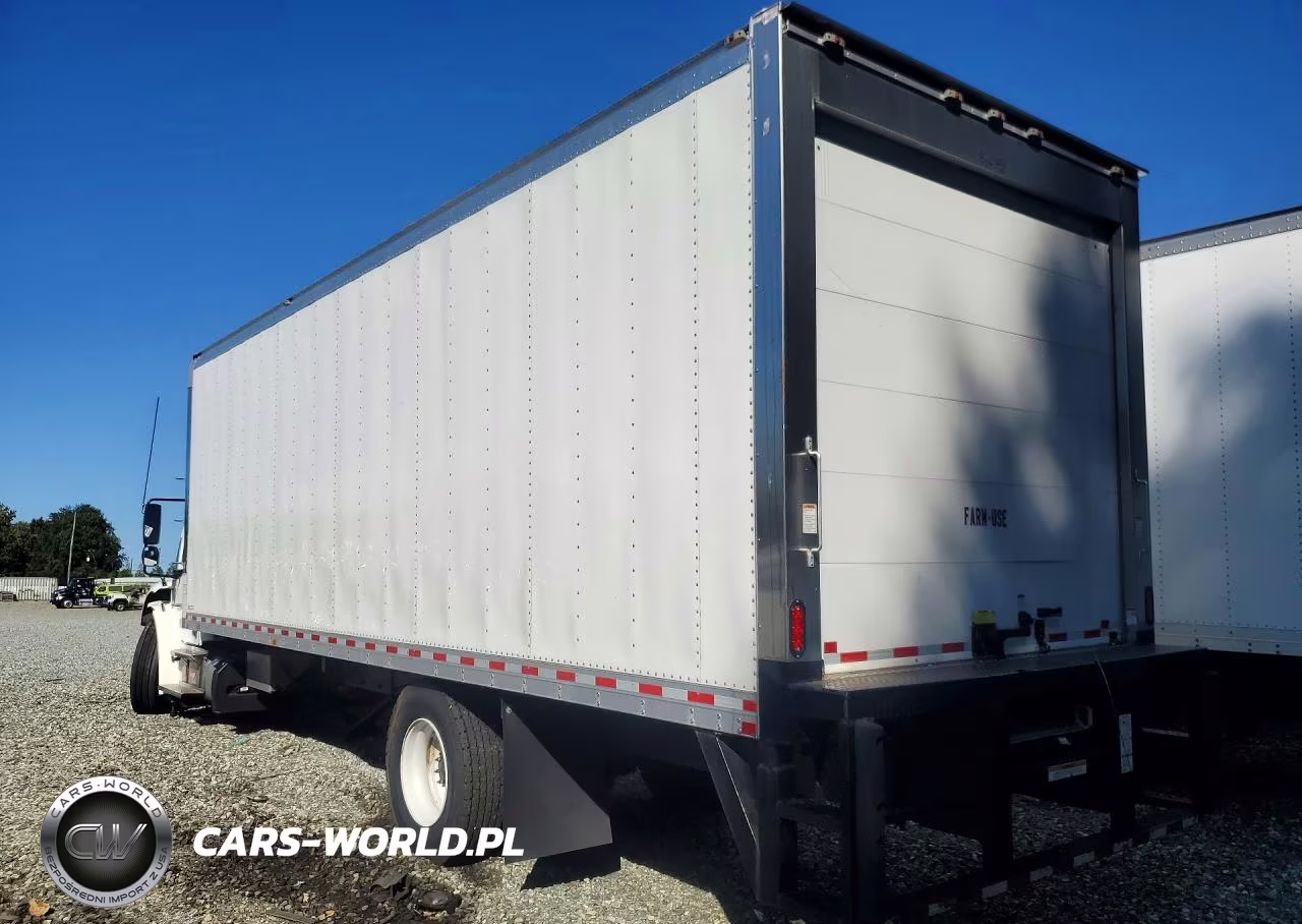 2025 Freightliner Business Class M2 Refrigerated Box Truck VIN:1FVACWFCXSHVY6568 - 2