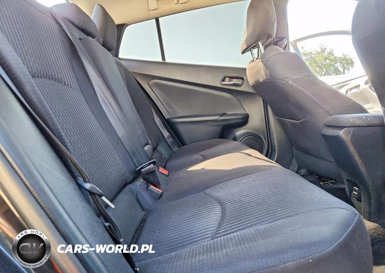 2016 Toyota Prius VIN:JTDKARFU5G3028583 - 11