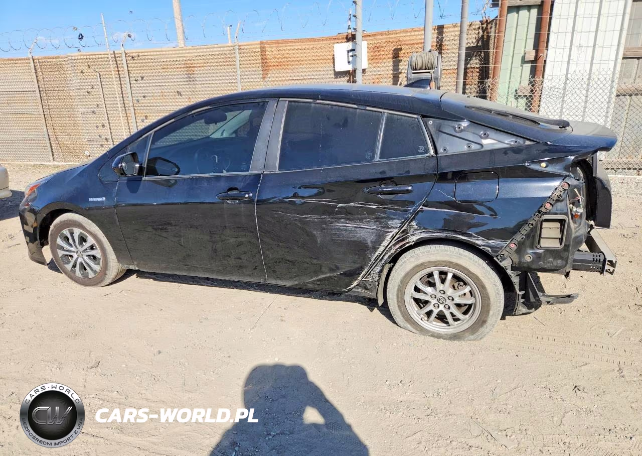 2016 Toyota Prius VIN:JTDKARFU5G3028583 - 2