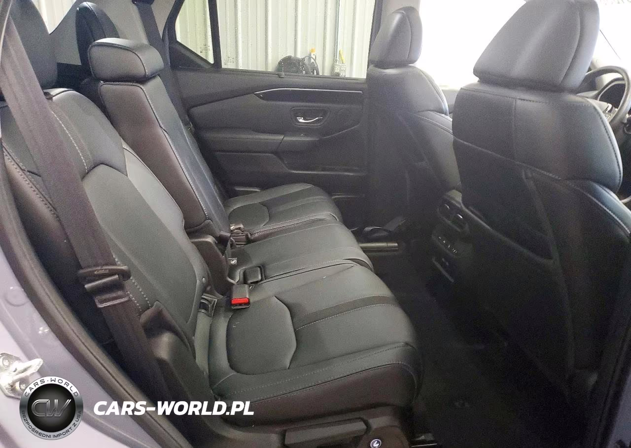 2023 Honda Pilot Touring VIN:5FNYG1H72PB048942 - 11