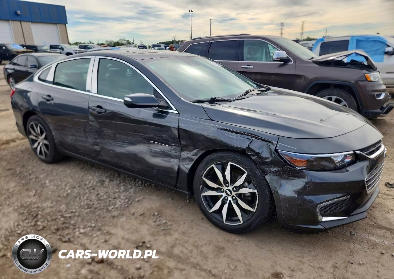2018 Chevrolet Malibu Lt VIN:1G1ZD5ST2JF163935 - 4