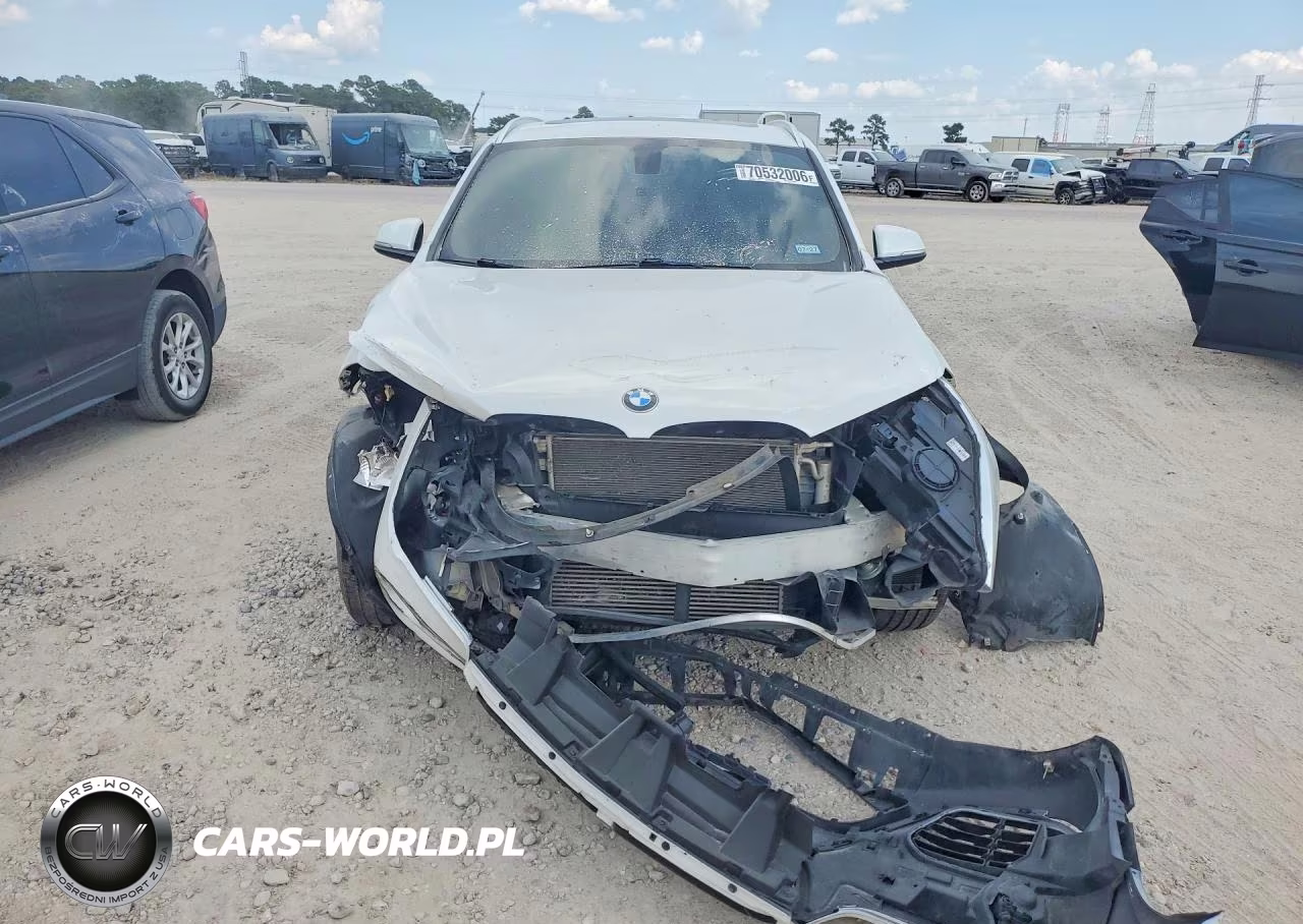 BMW X1 SDRIVE2 VIN:WBXHU7C34J5H42983 - 5