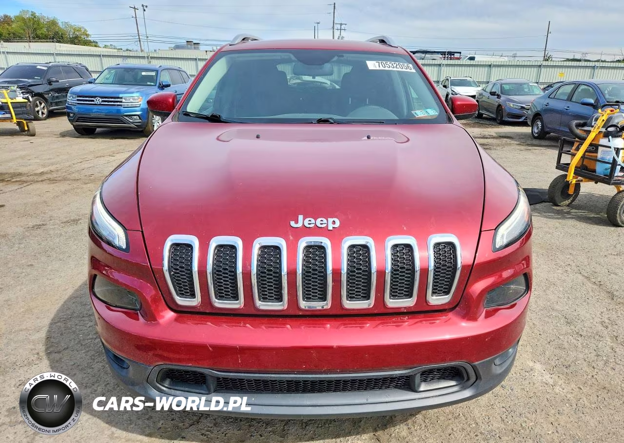 2017 Jeep Cherokee Latitude VIN:1C4PJMCB9HD225991 - 5