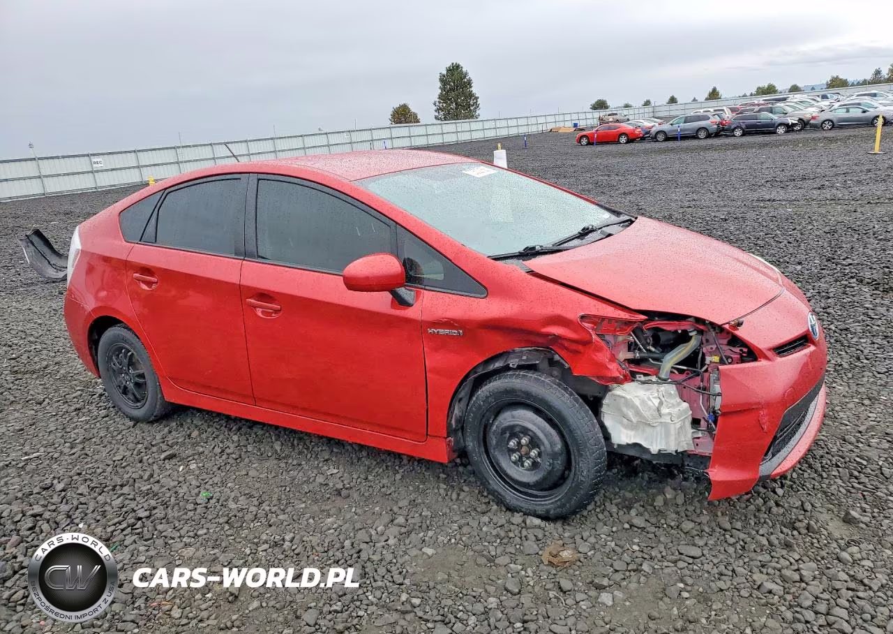 2013 Toyota Prius Three VIN:JTDKN3DU9D0345364 - 4