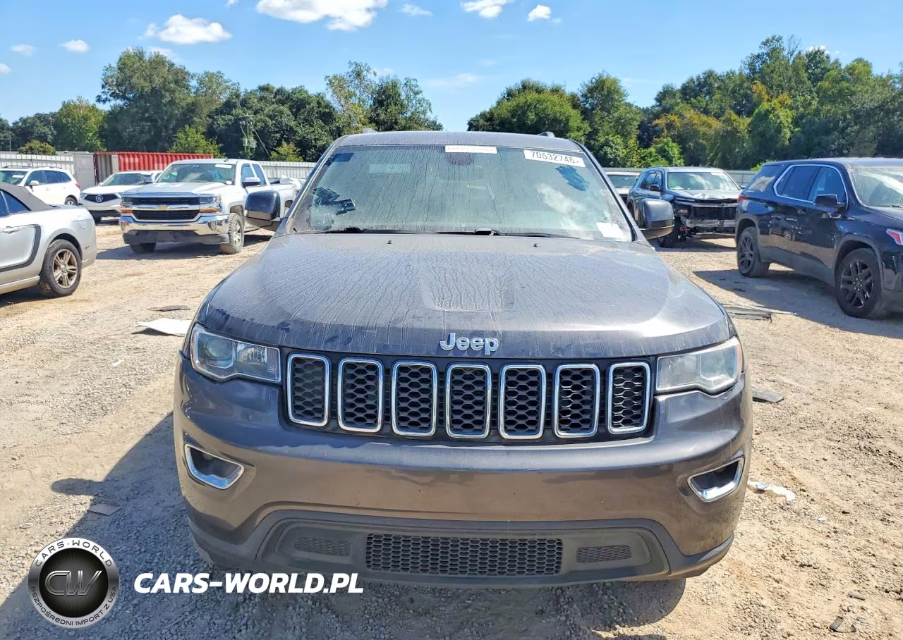 2017 Jeep Grand Cherokee Laredo VIN:1C4RJEAG2HC626544 - 5