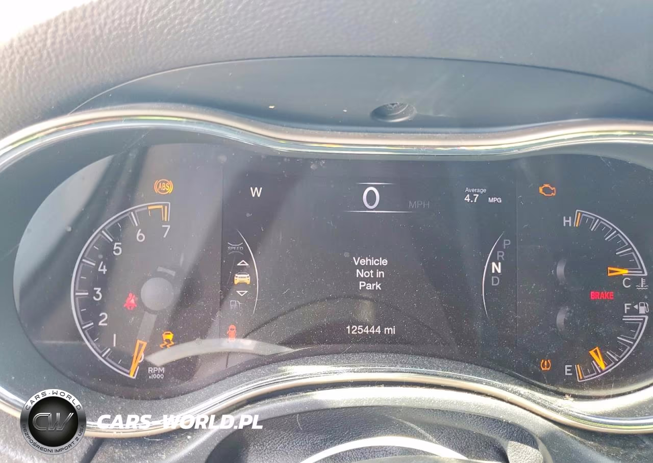 2017 Jeep Grand Cherokee Laredo VIN:1C4RJEAG2HC626544 - 9