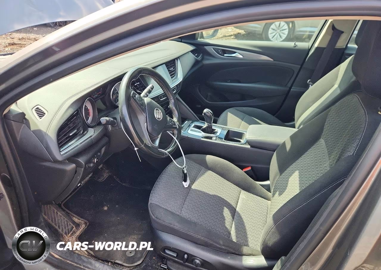 2018 Buick Regal Tourx Preferred VIN:W04GU8SX4J1099357 - 7