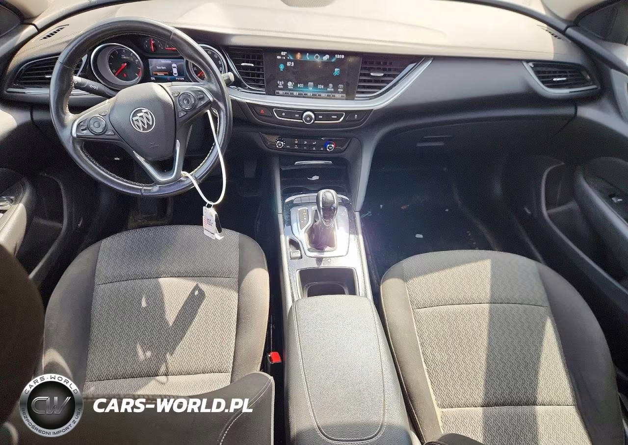 2018 Buick Regal Tourx Preferred VIN:W04GU8SX4J1099357 - 8