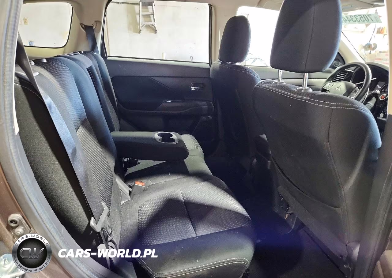 2018 Mitsubishi Outlander Se VIN:JA4AD3A31JZ009333 - 10