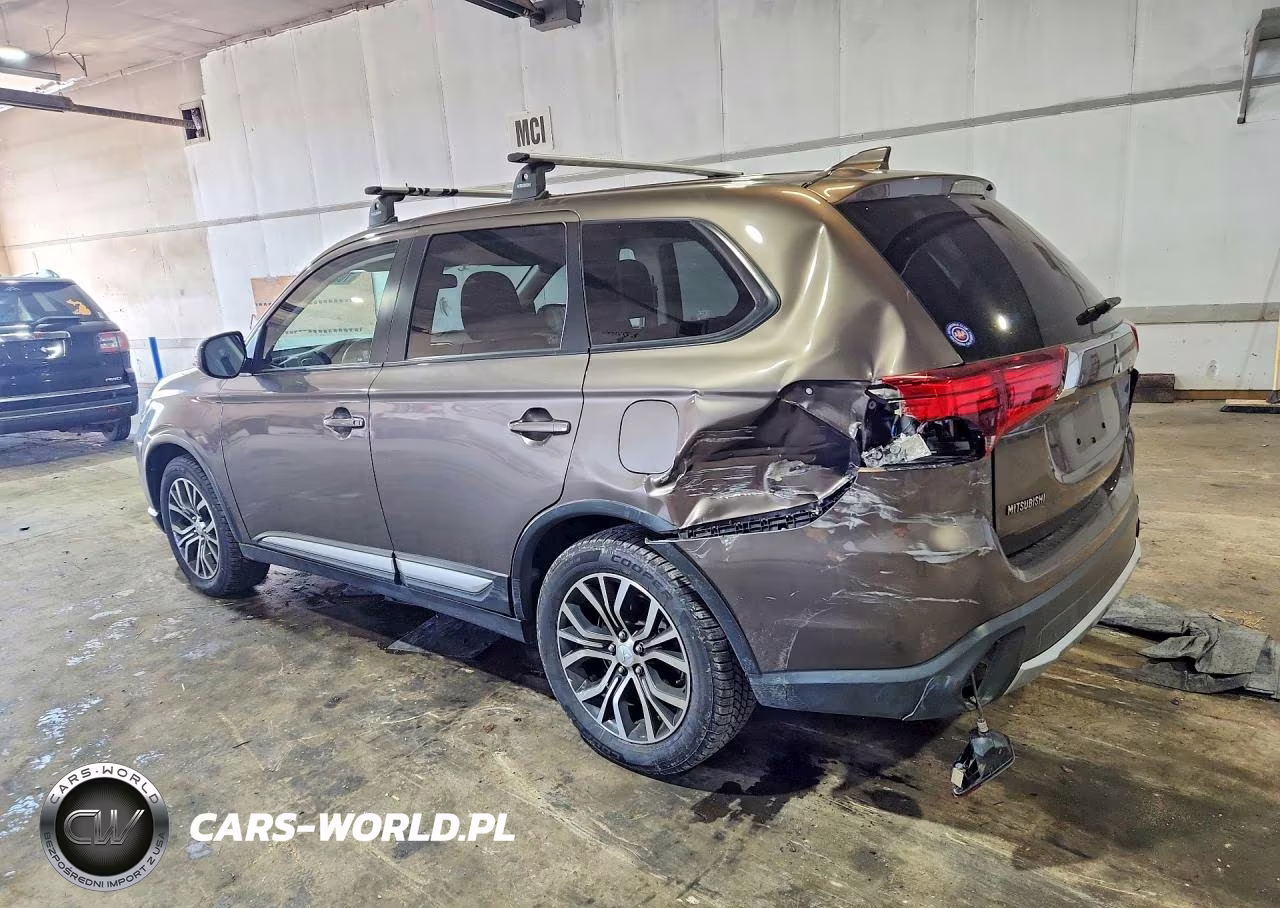 2018 Mitsubishi Outlander Se VIN:JA4AD3A31JZ009333 - 2