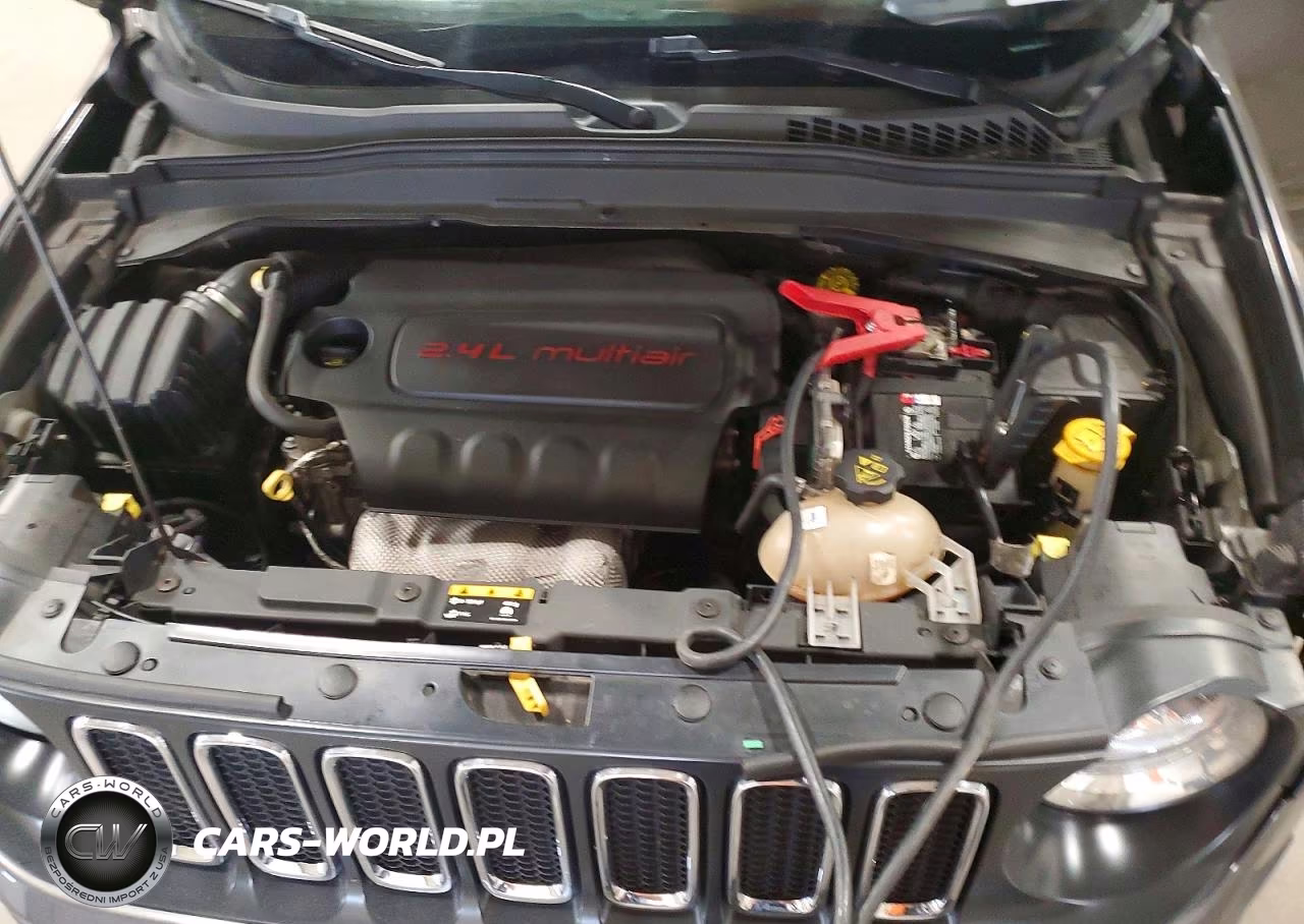 2018 Jeep Renegade Sport VIN:ZACCJBAB4JPJ54404 - 11