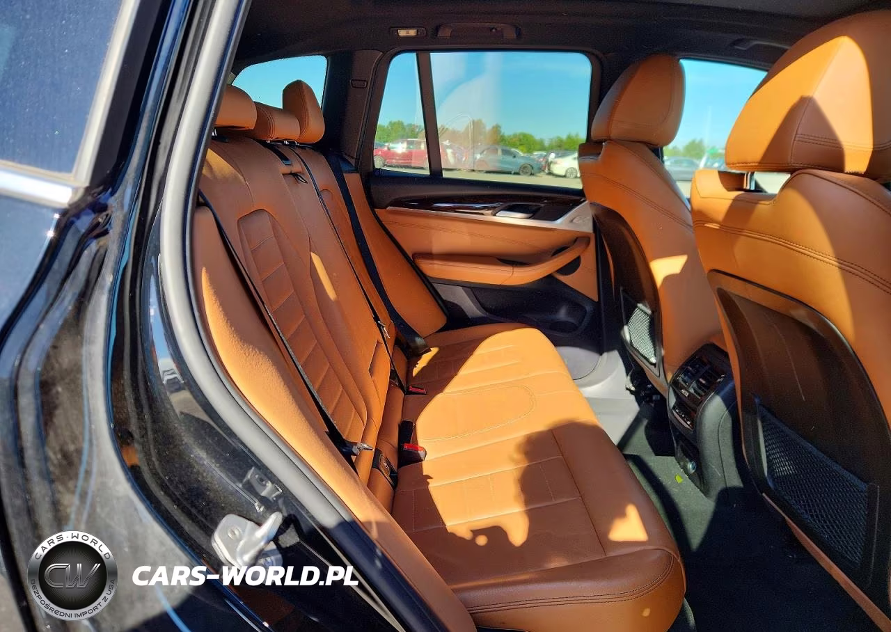 2018 BMW X3 xDrive30I VIN:5UXTR9C5XJLC80171 - 11