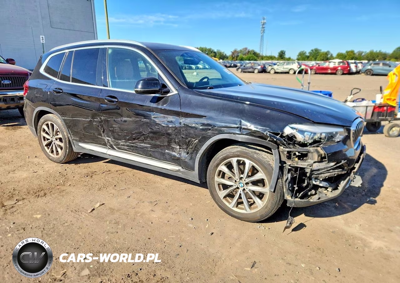 2018 BMW X3 xDrive30I VIN:5UXTR9C5XJLC80171 - 4