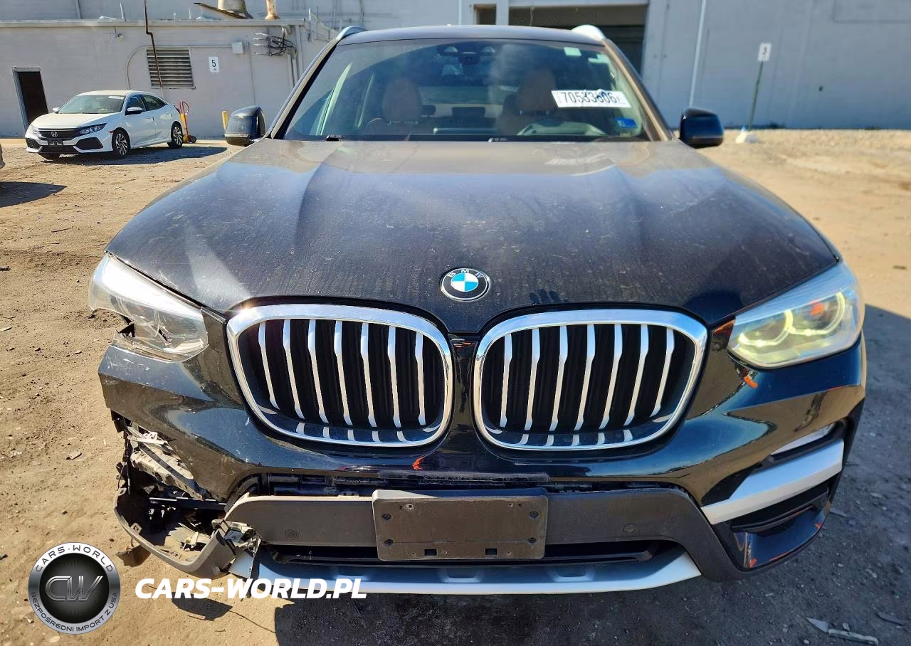 2018 BMW X3 xDrive30I VIN:5UXTR9C5XJLC80171 - 5