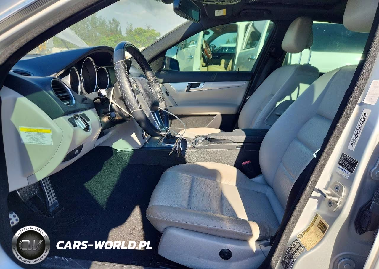 2013 Mercedes-Benz C 250 VIN:WDDGF4HBXDG094224 - 7