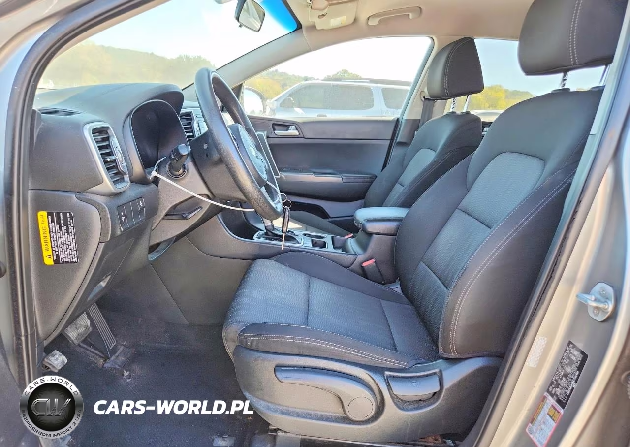 2019 Kia Sportage Lx VIN:KNDPMCAC6K7592401 - 7