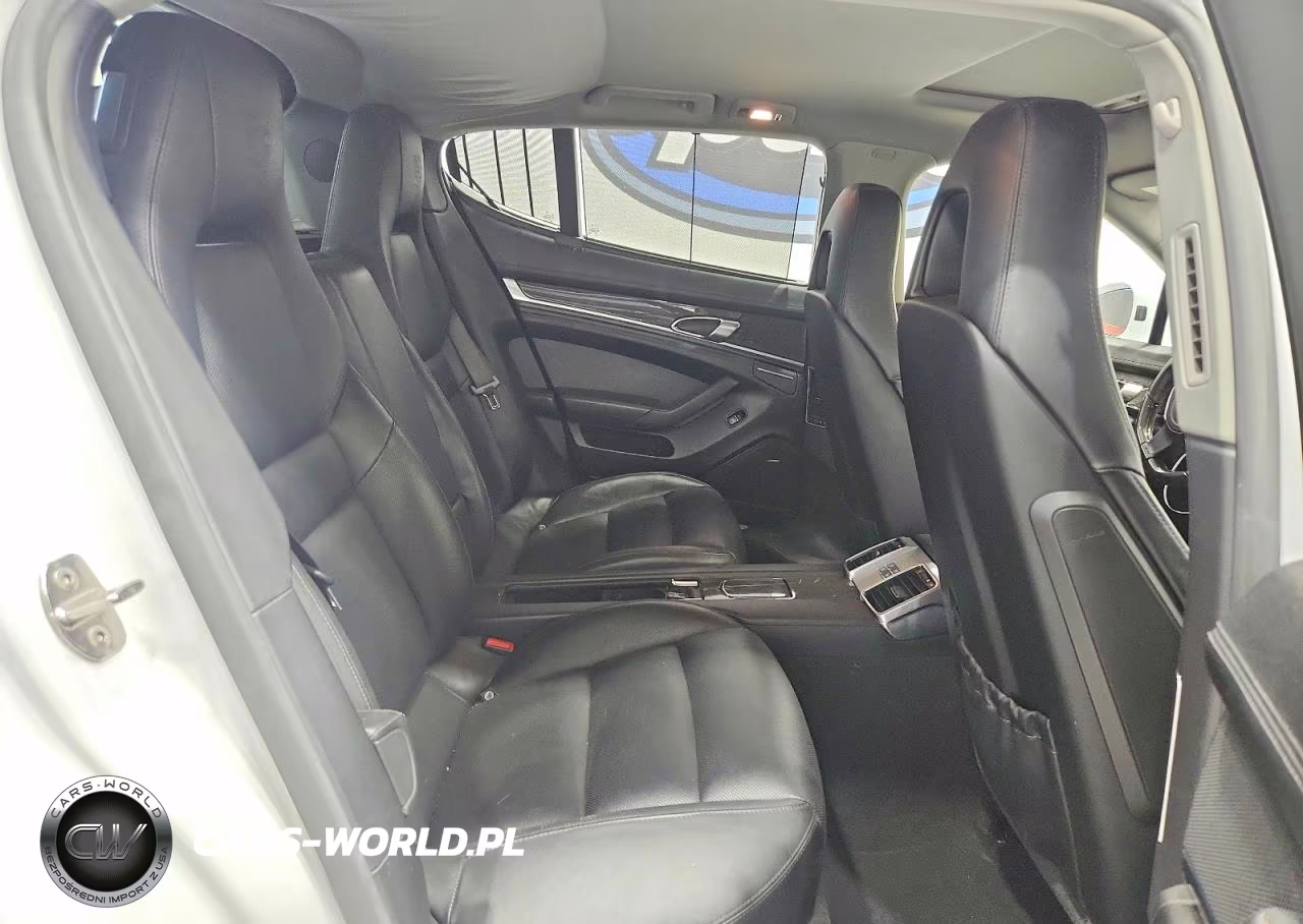 2013 Porsche Panamera 2 VIN:WP0AA2A75DL015641 - 10